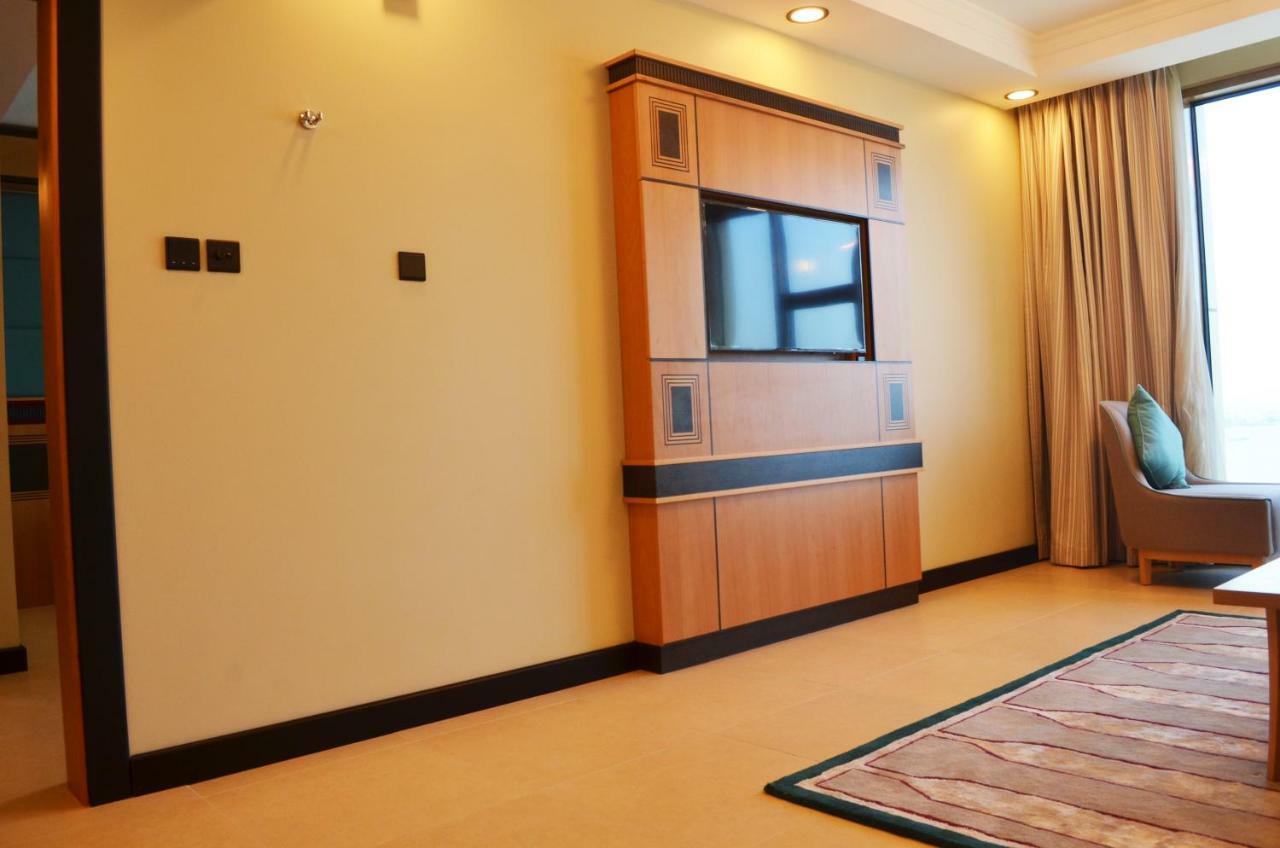 Nooh Tower Apartman Al Hidd Kültér fotó