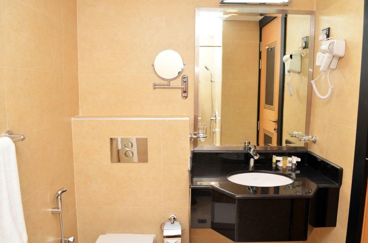 Nooh Tower Apartman Al Hidd Kültér fotó