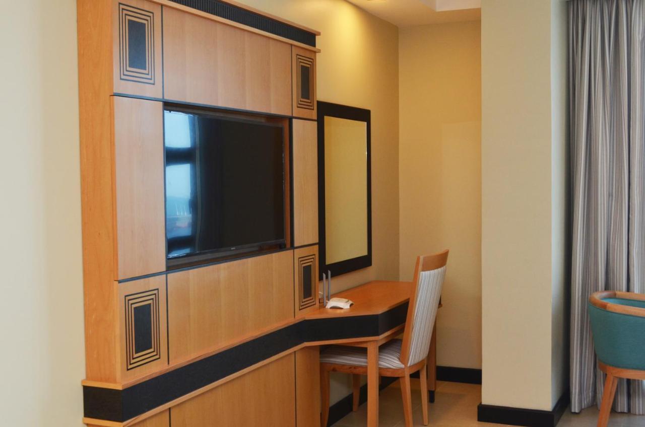 Nooh Tower Apartman Al Hidd Kültér fotó