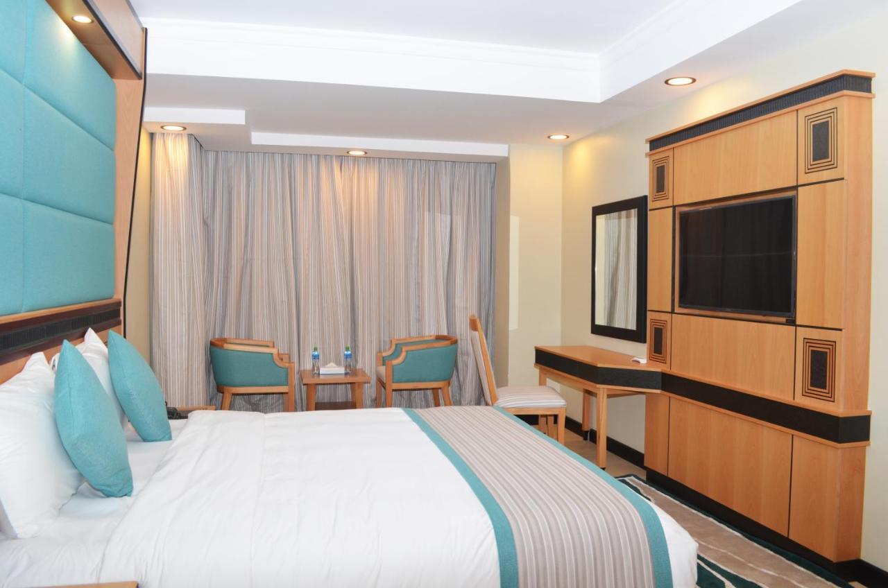 Nooh Tower Apartman Al Hidd Kültér fotó